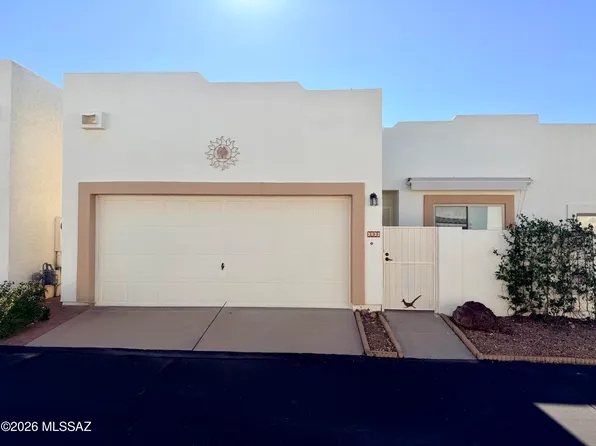 2833 S Full Moon Dr, Tucson, AZ 85713