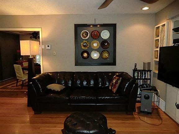 4th image of 502 Kirven Ave