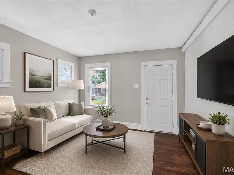 2318 Patton Ave — Photo 2