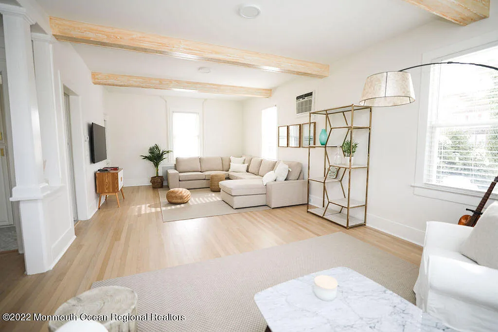3 bed, 1536 sqft, $3,200 — Photo 3