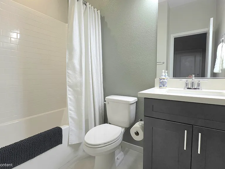 5744 Crenellated St — Photo 13