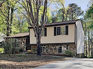 964 Traymore Dr, Norcross, GA 30093