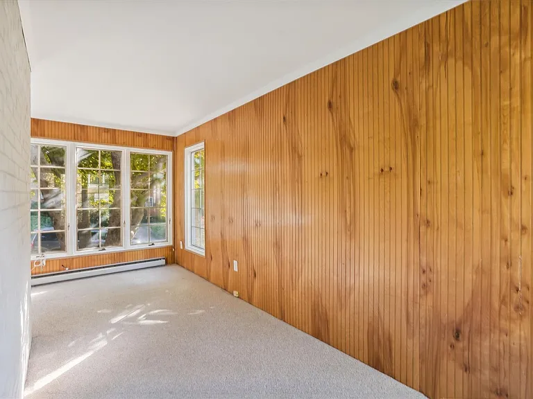 5212 Augusta St — Photo 6
