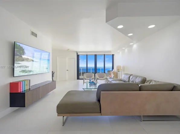 20281 E Country Club Dr APT 2310, Aventura, FL 33180