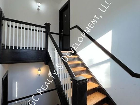 3rd image of 1732 W Wallen Ave APT 2