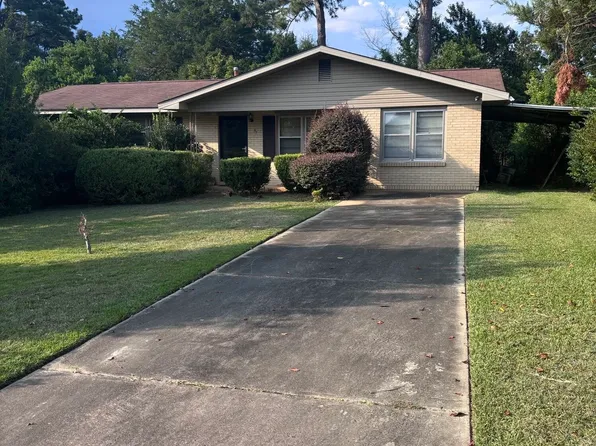 97 Karen Ct, Warner Robins, GA 31088