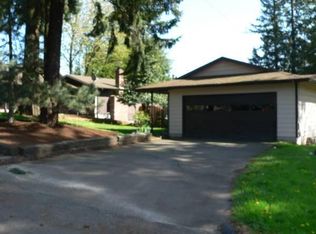 2942 SW Moss St, Portland, OR 97219