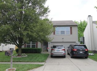 8424 Kennesaw Ln, Indianapolis, IN 46227