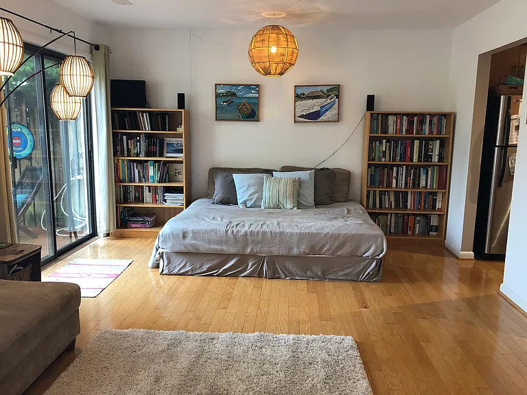 1223 Chatham Rdg — Photo 5