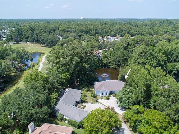 2nd image of 212 W Davis Cup Ct