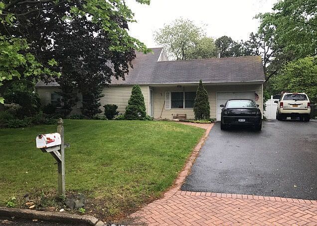 1st image of 49 Blackpine Dr