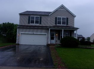 301 Prairie Ridge Dr, Minooka, IL 60447