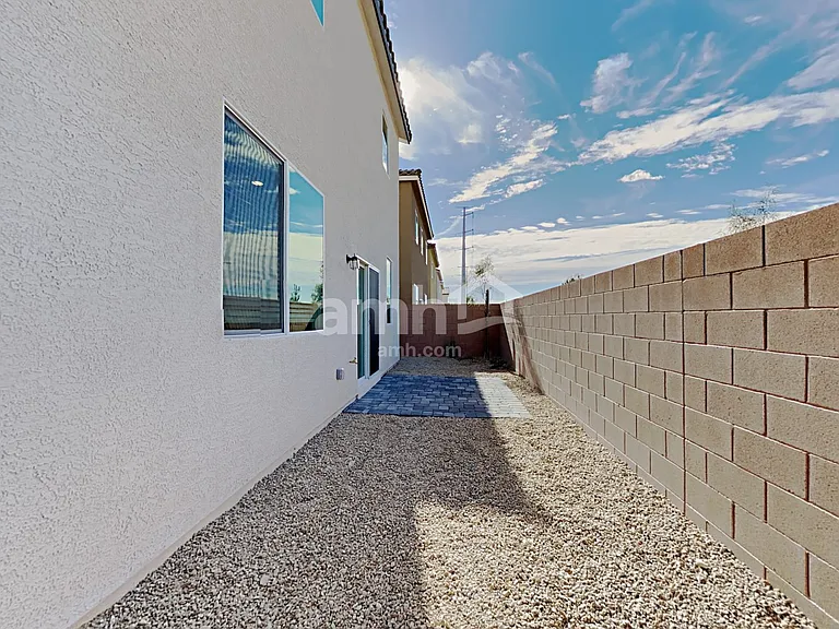 6039 Schmidt St — Photo 22