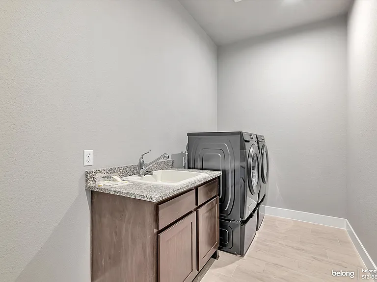 318 Prairie Clover Dr — Photo 54