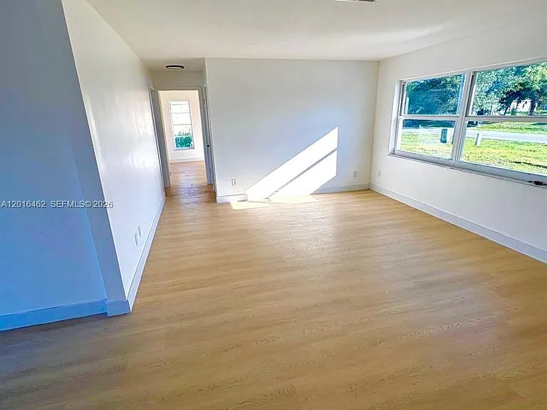2351 SW Chestnut Ln — Photo 12