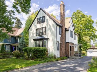 216 Seneca Pkwy, Rochester, NY 14613