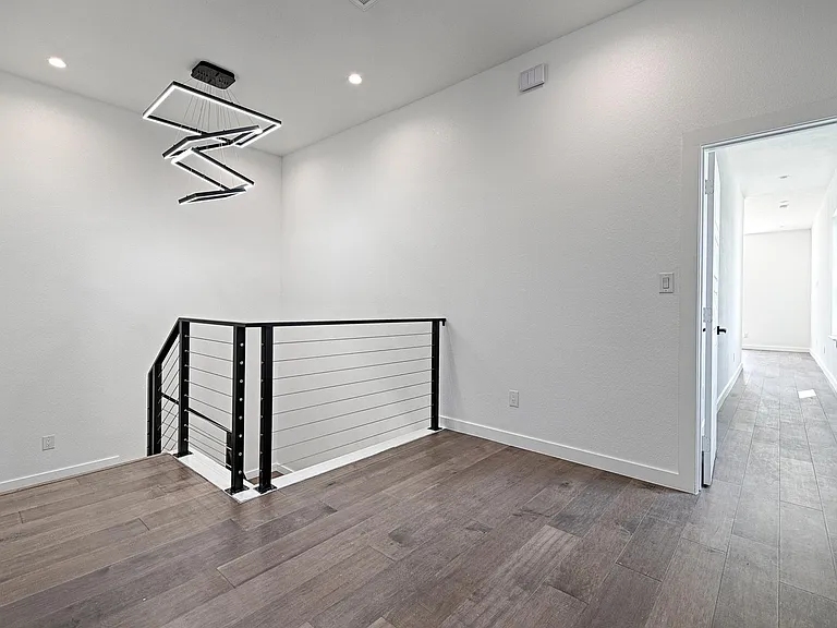 2815 Harston St #2815 — Photo 12