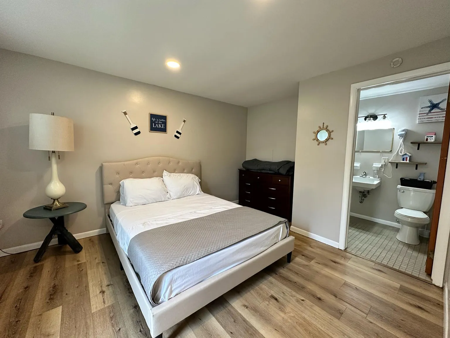 3601 Lakeshore Rd — Photo 3