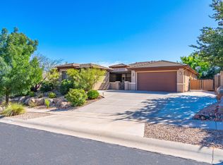 2742 E Cross Point Dr, Washington, UT 84780