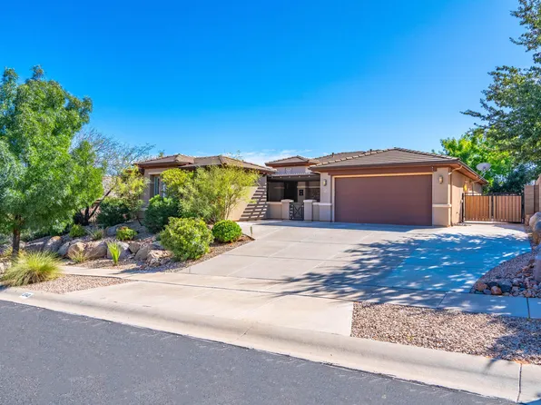 2742 E Cross Point Dr, Washington, UT 84780