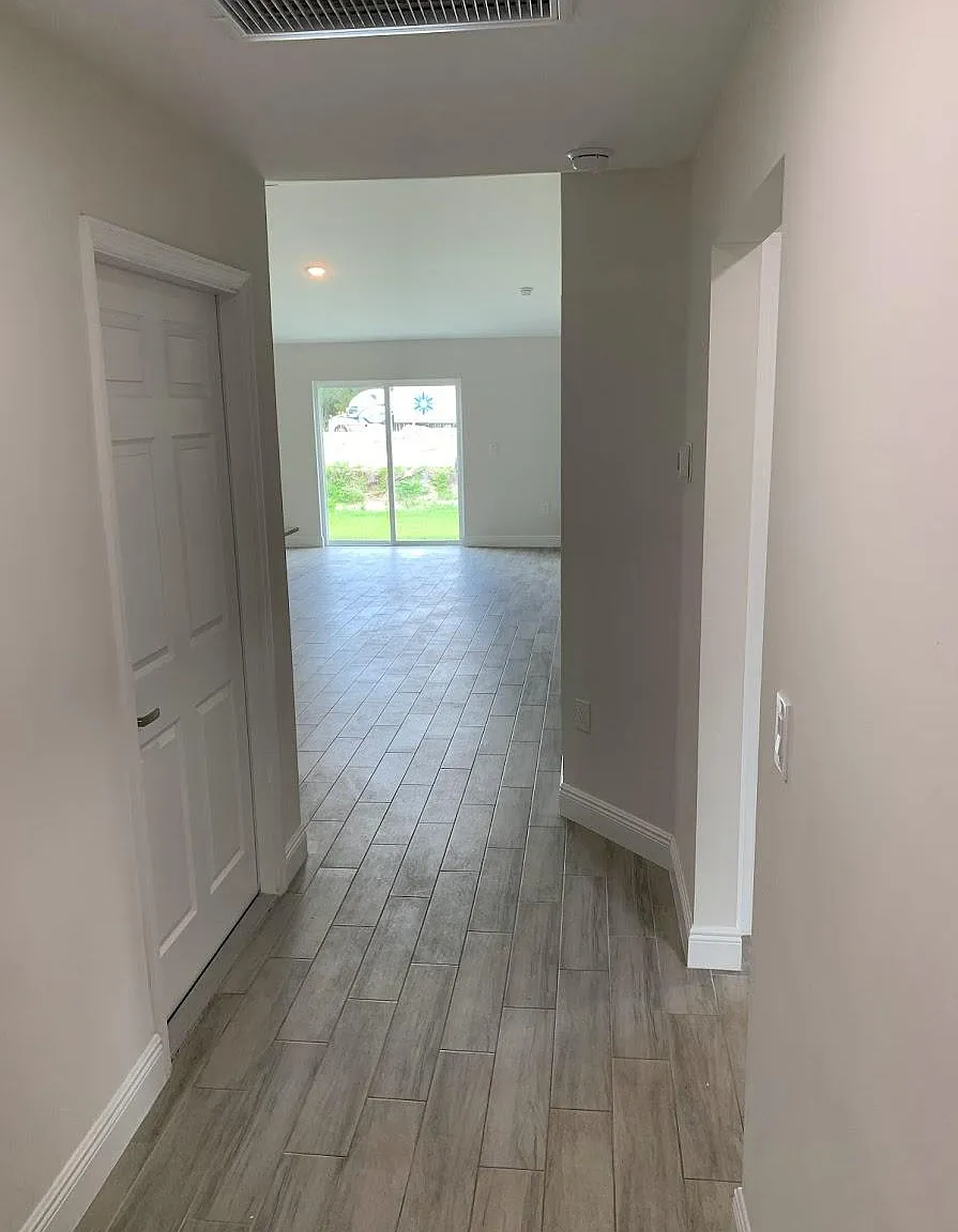 3 bed, 1300 sqft, $1,550 — Photo 4