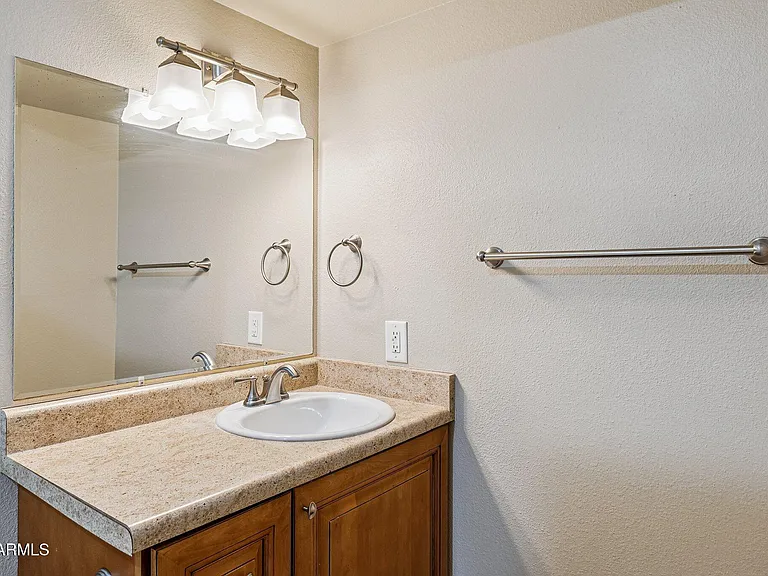 5006 S Birch St — Photo 19