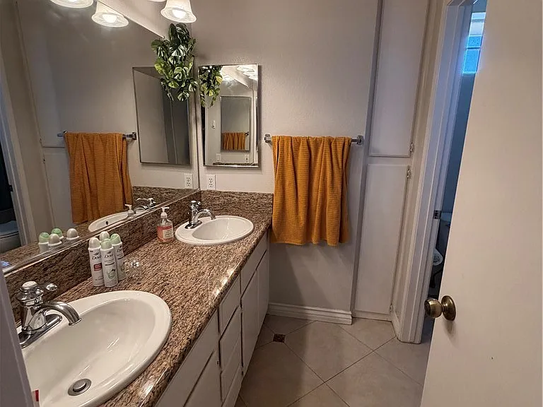 168 Gallery Way — Photo 14