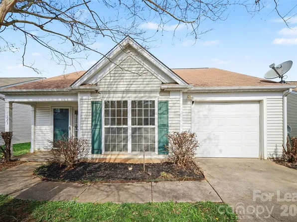 7523 Double Springs Ct, Charlotte, NC 28262