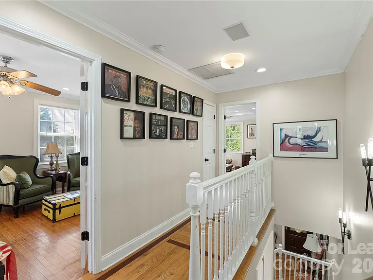 703 S Summit Ave #2 — Photo 18