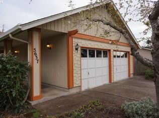 5637 E St, Springfield, OR 97478