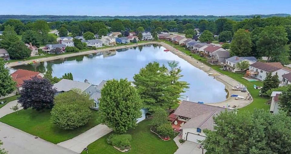 1st image of 8494 Corsica Dr