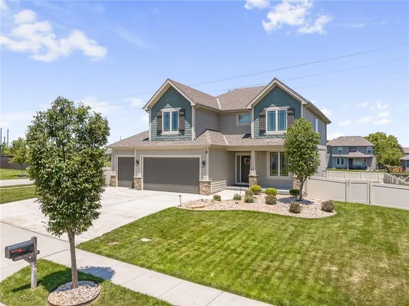 25072 W 87th St, Lenexa, KS 66227