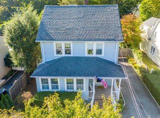 231 Berry Hill Rd, Syosset, NY 11791