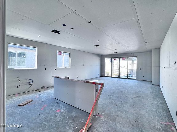 3rd image of 15716 W CAMDEN Avenue