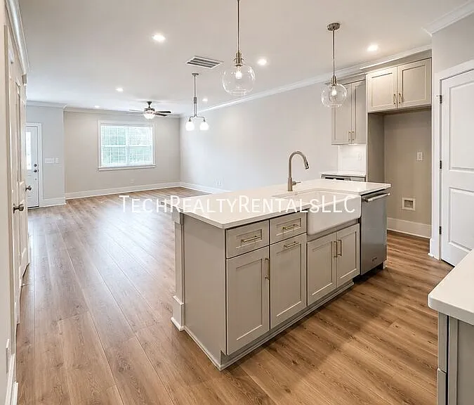 4634 Dogwood Pl #1 — Photo 4