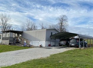 22 Blue Hall Ave, Olive Hill, KY 41164