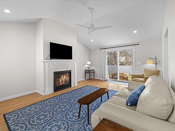 2nd image of 17 Swallow Street