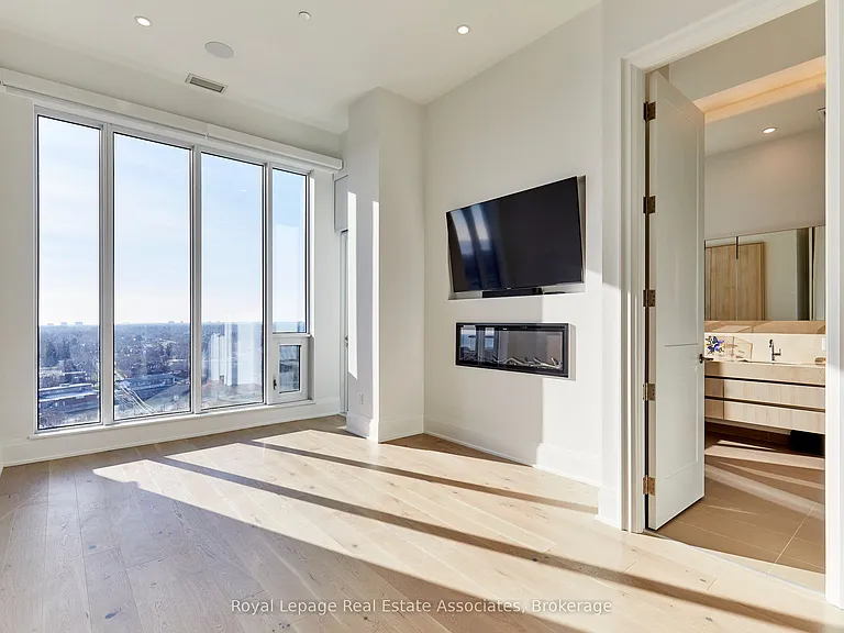 21 Park St E #1803 — Photo 19