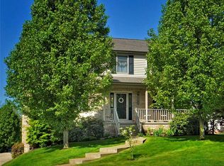 79 Rustic Ridge Dr, Pittsburgh, PA 15239