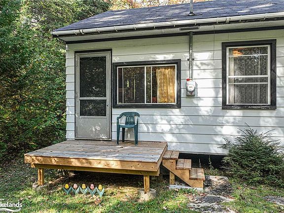 4th image of 6571 Pioneer Village Ln