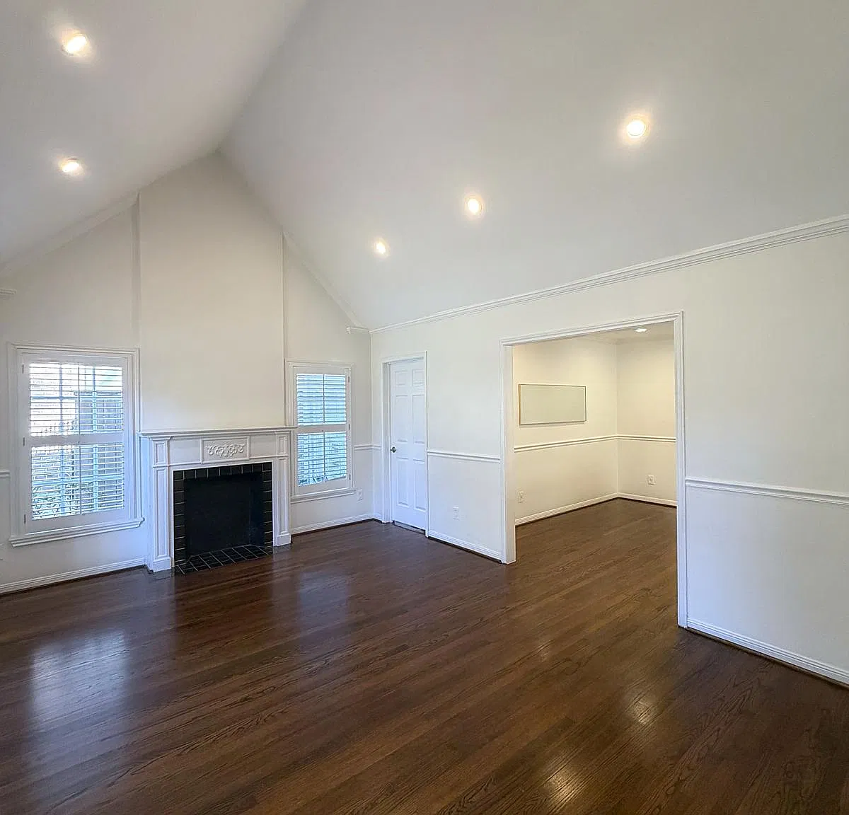 3 bed, 1308 sqft, $3,800 — Photo 4