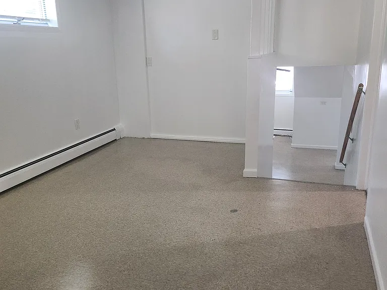430 Proctor Ave #1 — Photo 5