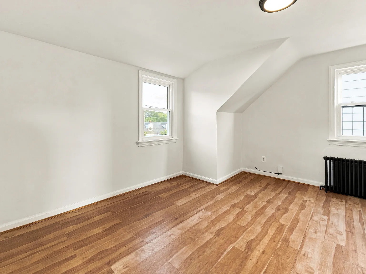 1 bed, 800 sqft, $1,900 — Photo 3