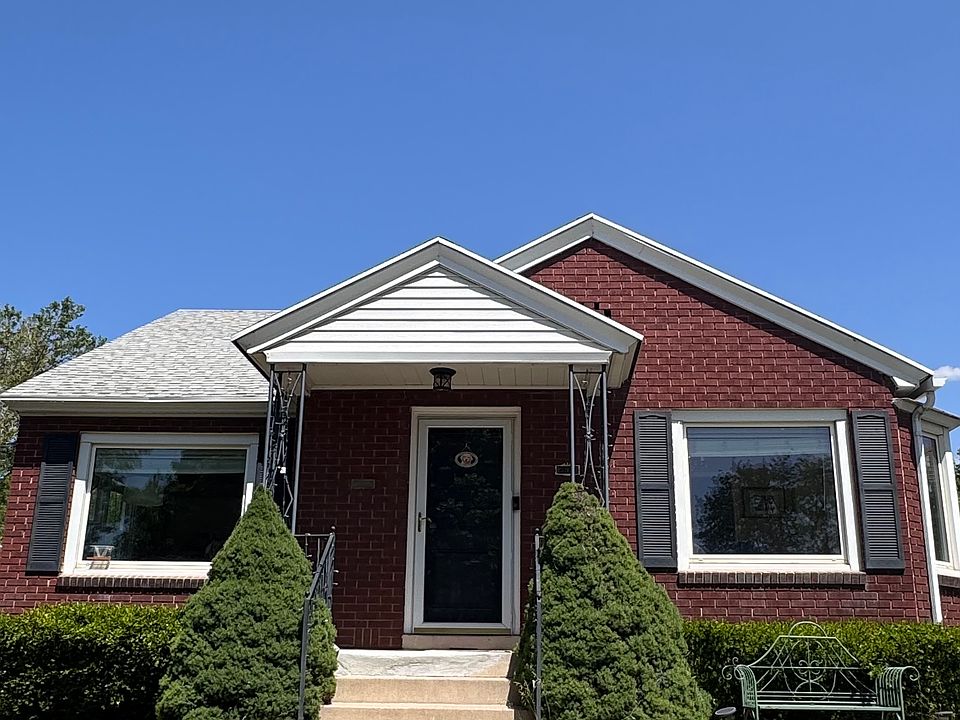 1st image of 2679 S Wellington St