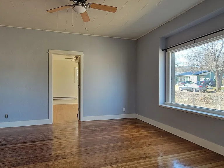 930 Barr Ave — Photo 4