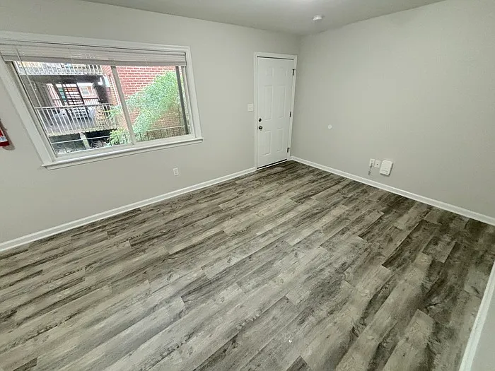 1 bed, 1.0 bath, 600 sqft, $950 — Photo 4