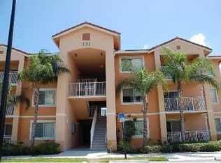 201 SW Palm Dr APT 101, Port Saint Lucie, FL 34986
