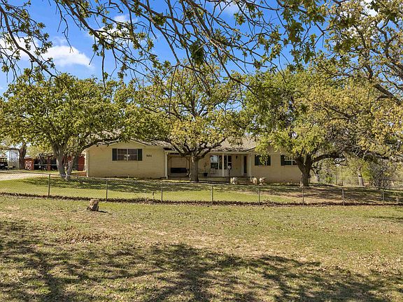 4th image of 301 Wood Forest Road