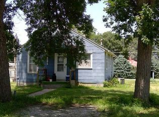 210 W 2nd St, Wahoo, NE 68066