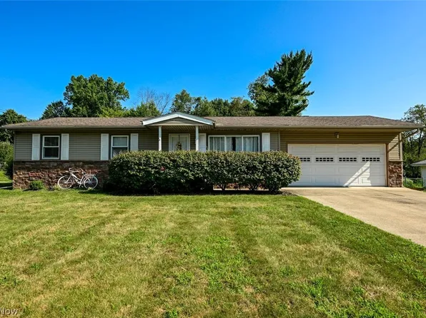 577 Catalina Dr, Akron, OH 44319